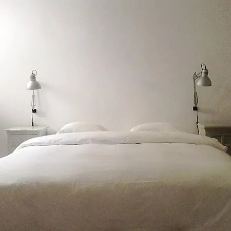 Castanea, 7 Minutes From Naousa Holiday home *